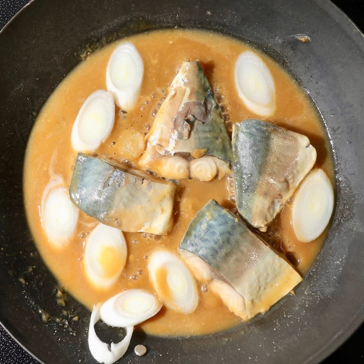 基本の、さばの味噌煮(5人分)