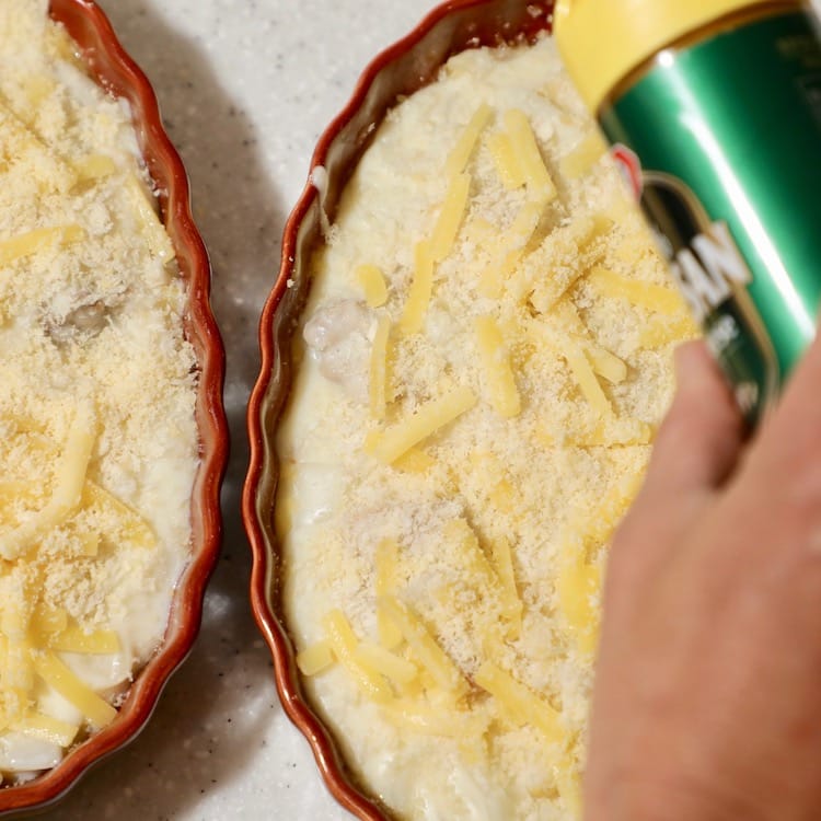 シチューのルウで作る、ほっこりマカロニグラタン(3人分)