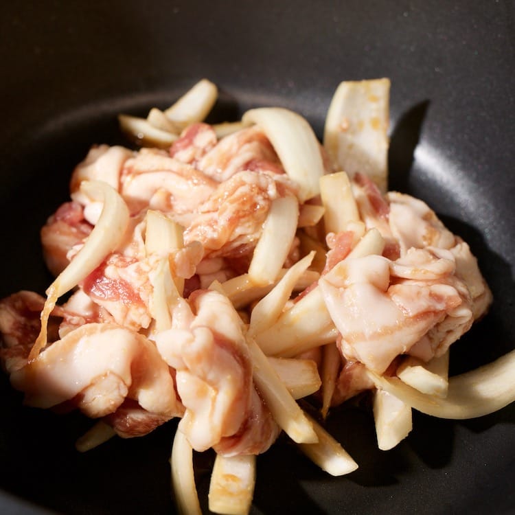 黄金比。豚バラの生姜焼き(1人分)