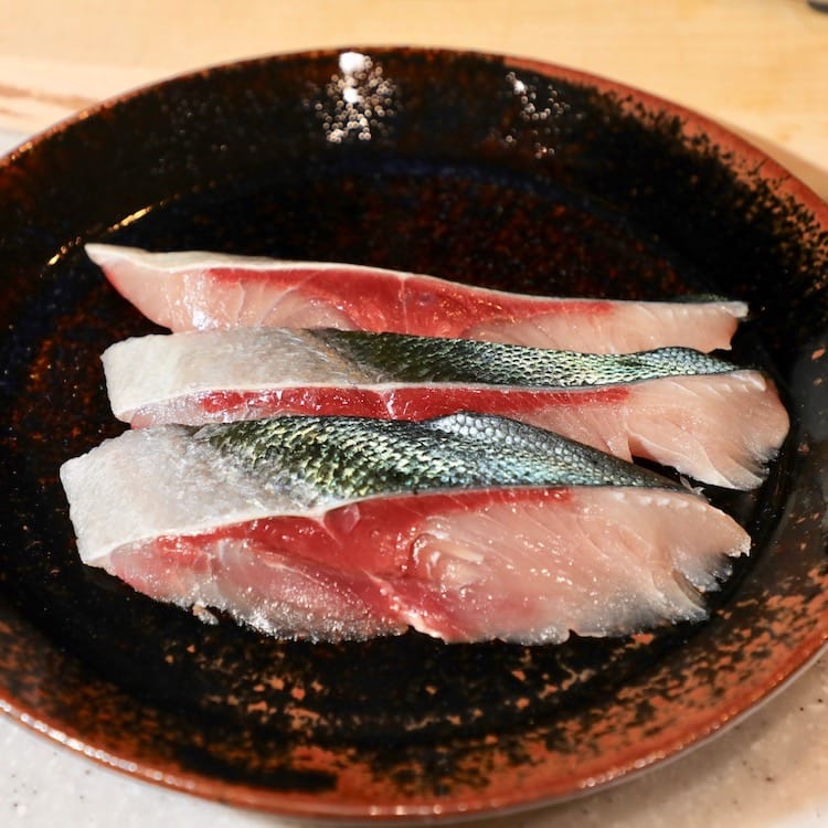 ぶり(切り身)約100g