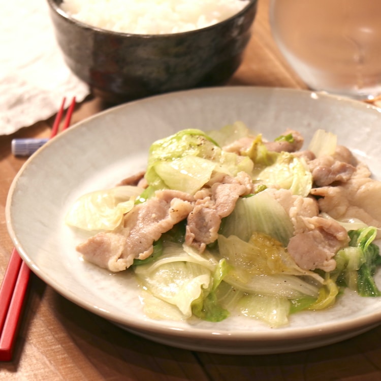 塩ダレが効いた、豚バラレタス(4人分)