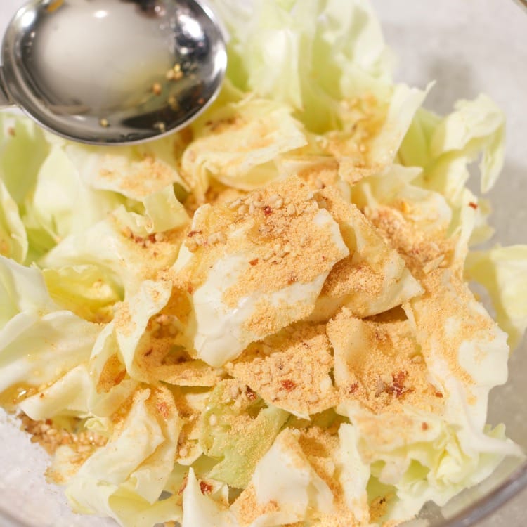 あえるだけの、塩だれちぎりキャベツ(2人分)