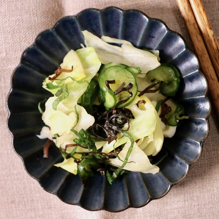 無限シリーズ、キャベツ・きゅうりの塩もみ昆布和え(4人分)