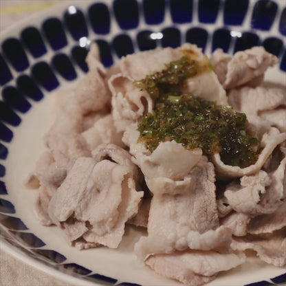 塩ダレでいただく、あったか皿盛り豚しゃぶ（3人分）
