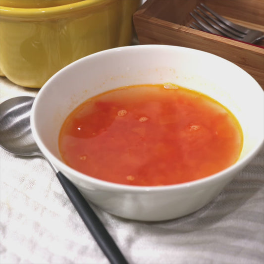 体にも心にもやさしい。トマトだけのスープ（5人分）
